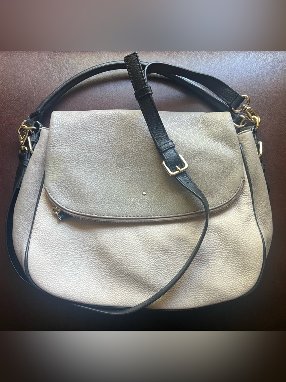 Kate Spade Cobble Hill Devin Satchel: Tan/Cream/Black